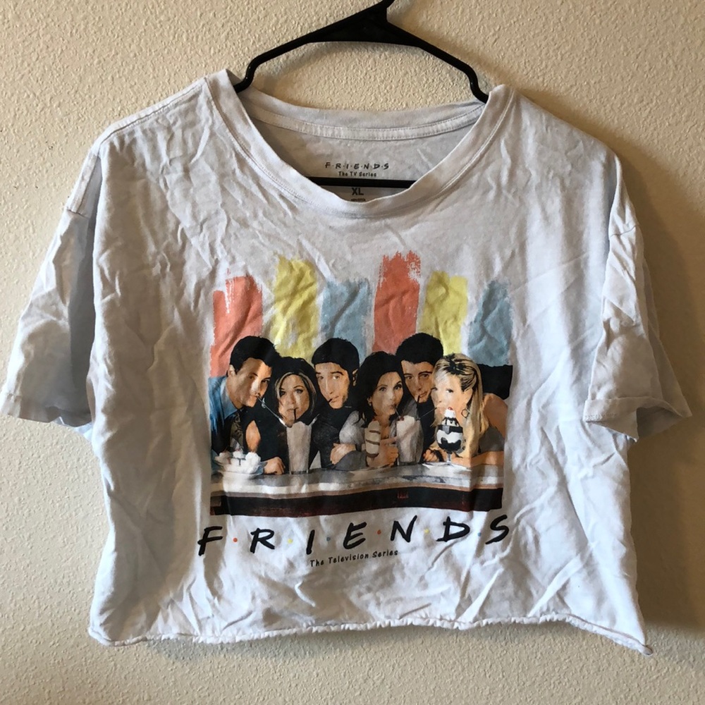Friends cropped t-shirt